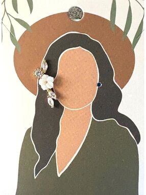Elegant Floral Crystal and White Flower Gold-Tone Earring #Floral #flatback #nap